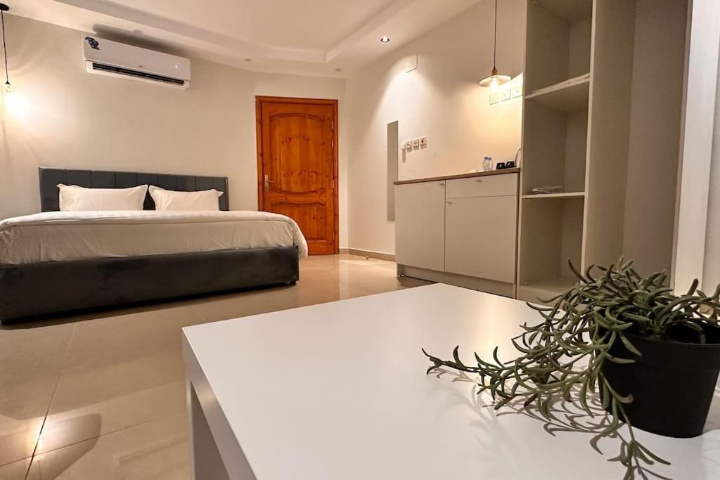 अपार्टमेंट Near Masjid Nabawi 5-3 Min By Car 20-25 Walking Gf1 Medina